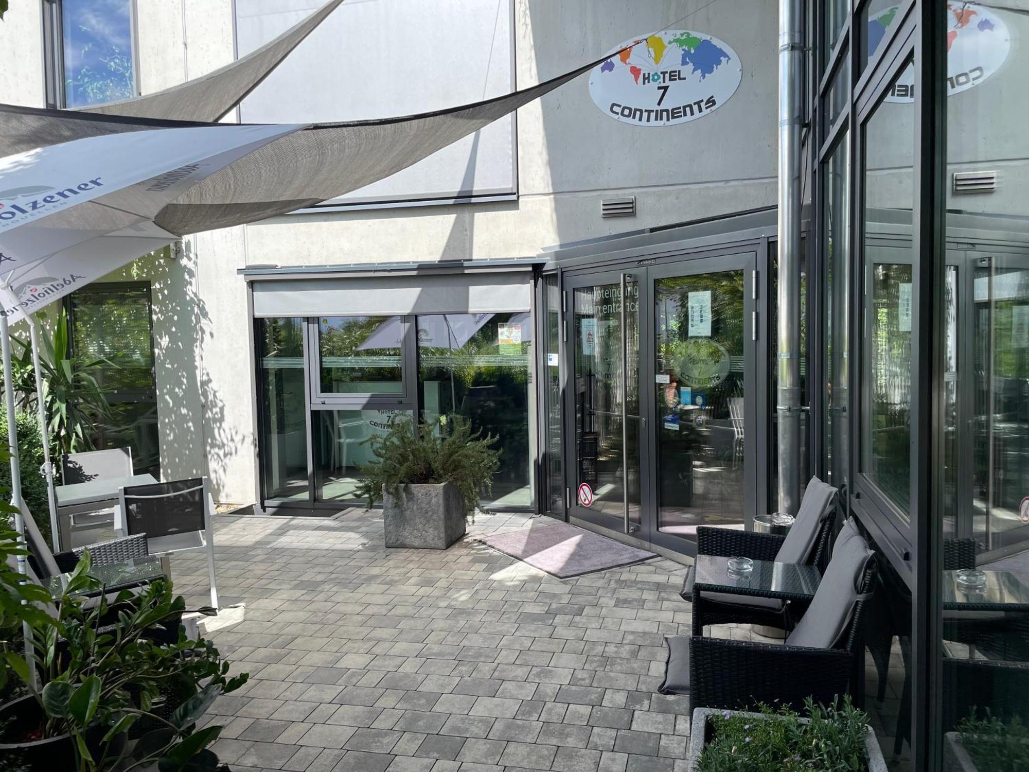 Hotel7Continents Neutraubling Exterior foto